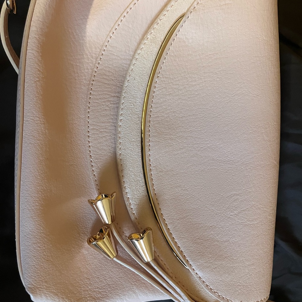 LC Lauren Conrad Cream Shoulder Bag with Gold Accents